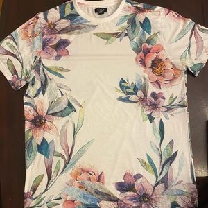 Forever 21 Large Floral Mens T-shirt